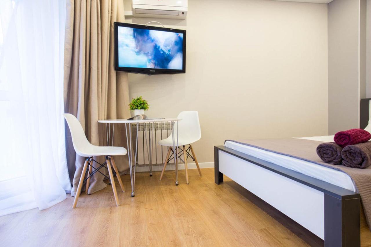 New Studio In The City Center - Mykoly Khvylovoho Str 5-2 Харков Екстериор снимка