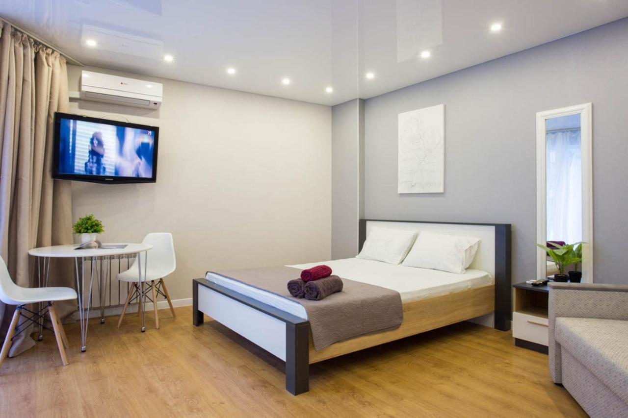 New Studio In The City Center - Mykoly Khvylovoho Str 5-2 Харков Екстериор снимка